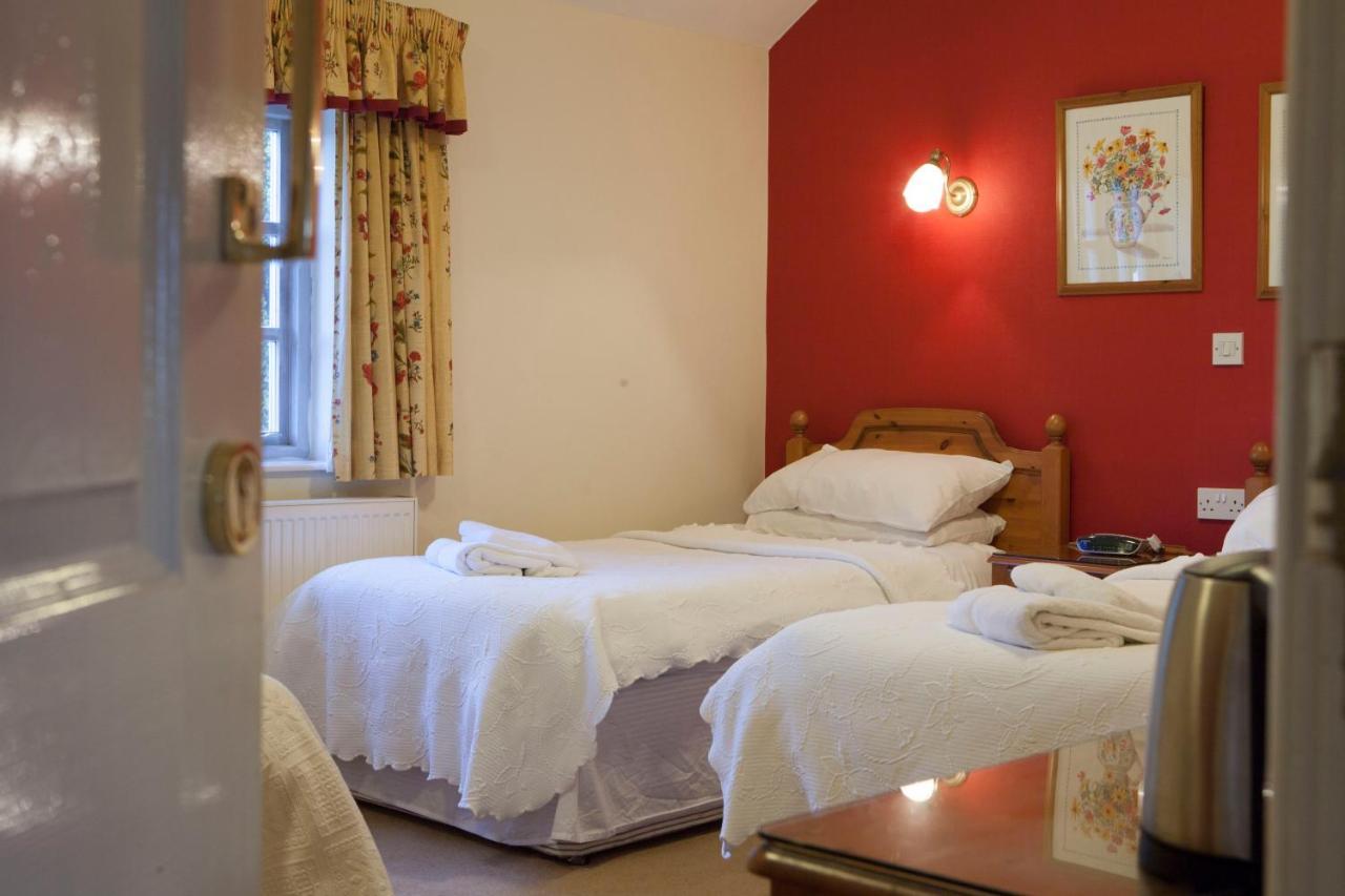 Red Lion Inn Little Budworth エクステリア 写真