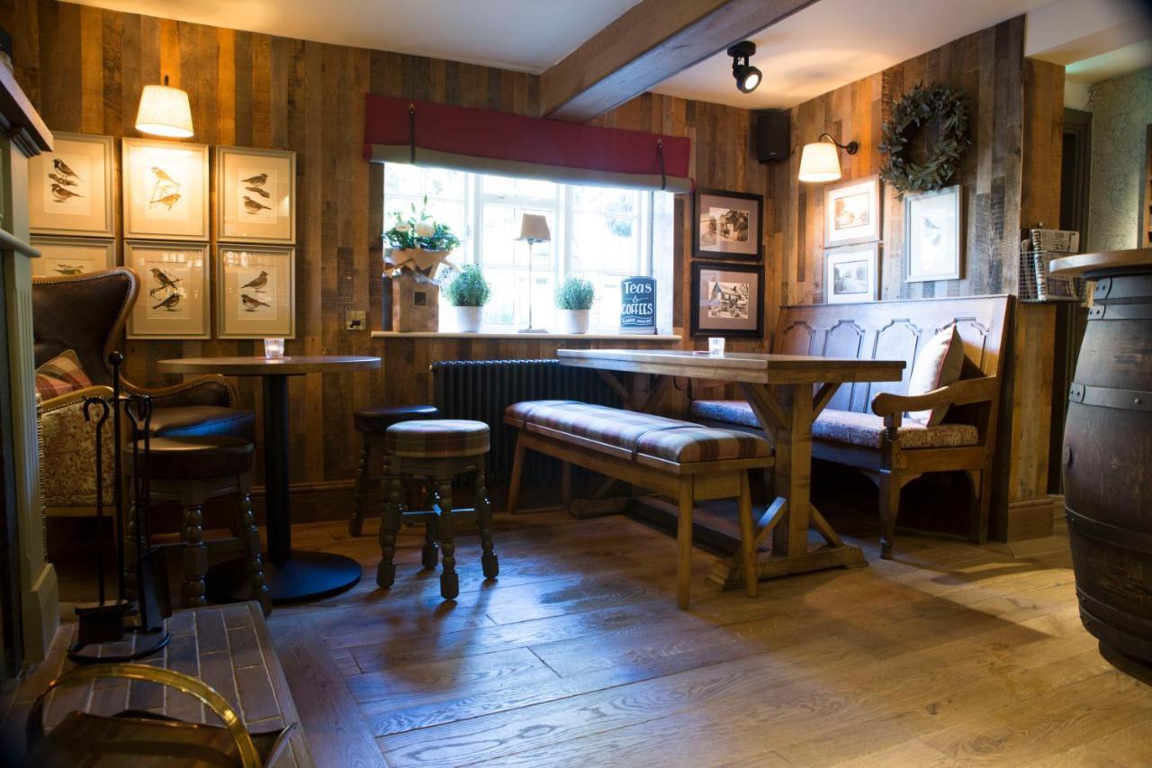 Red Lion Inn Little Budworth エクステリア 写真