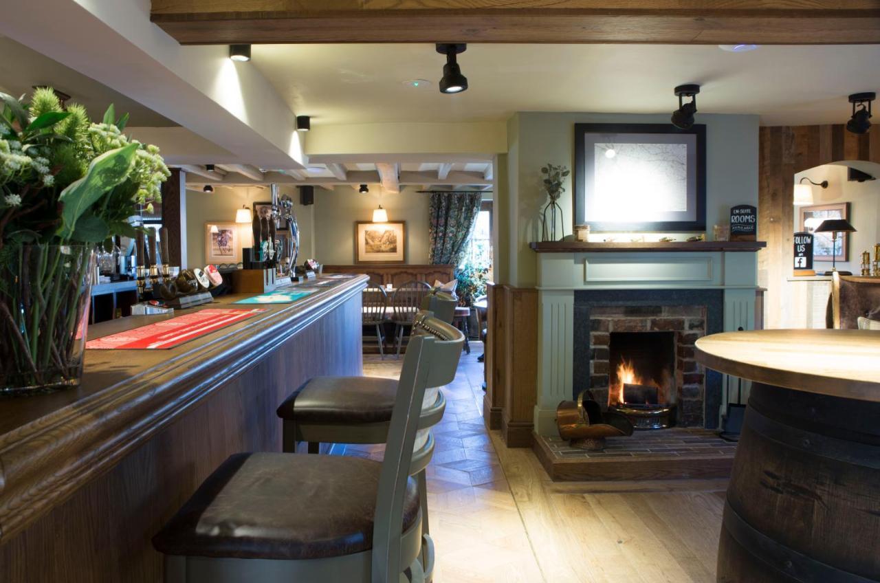 Red Lion Inn Little Budworth エクステリア 写真